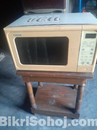 Microwave oven